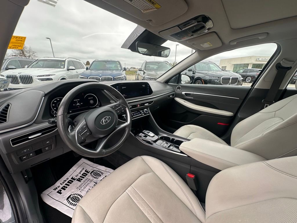 Used 2022 Hyundai Sonata Limited w/ Cargo Package image 7