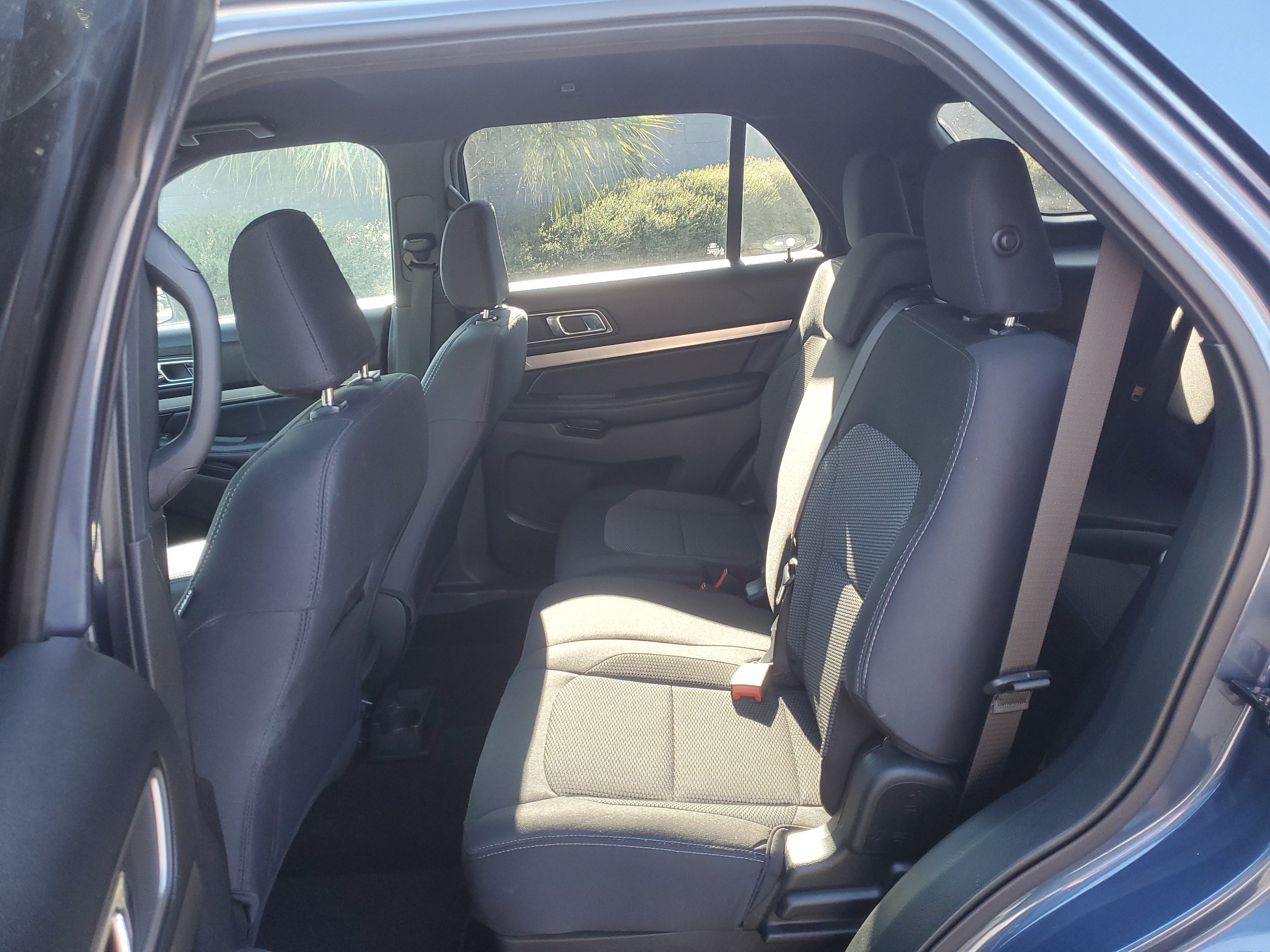 Used 2019 Ford Explorer XLT FWD image 9