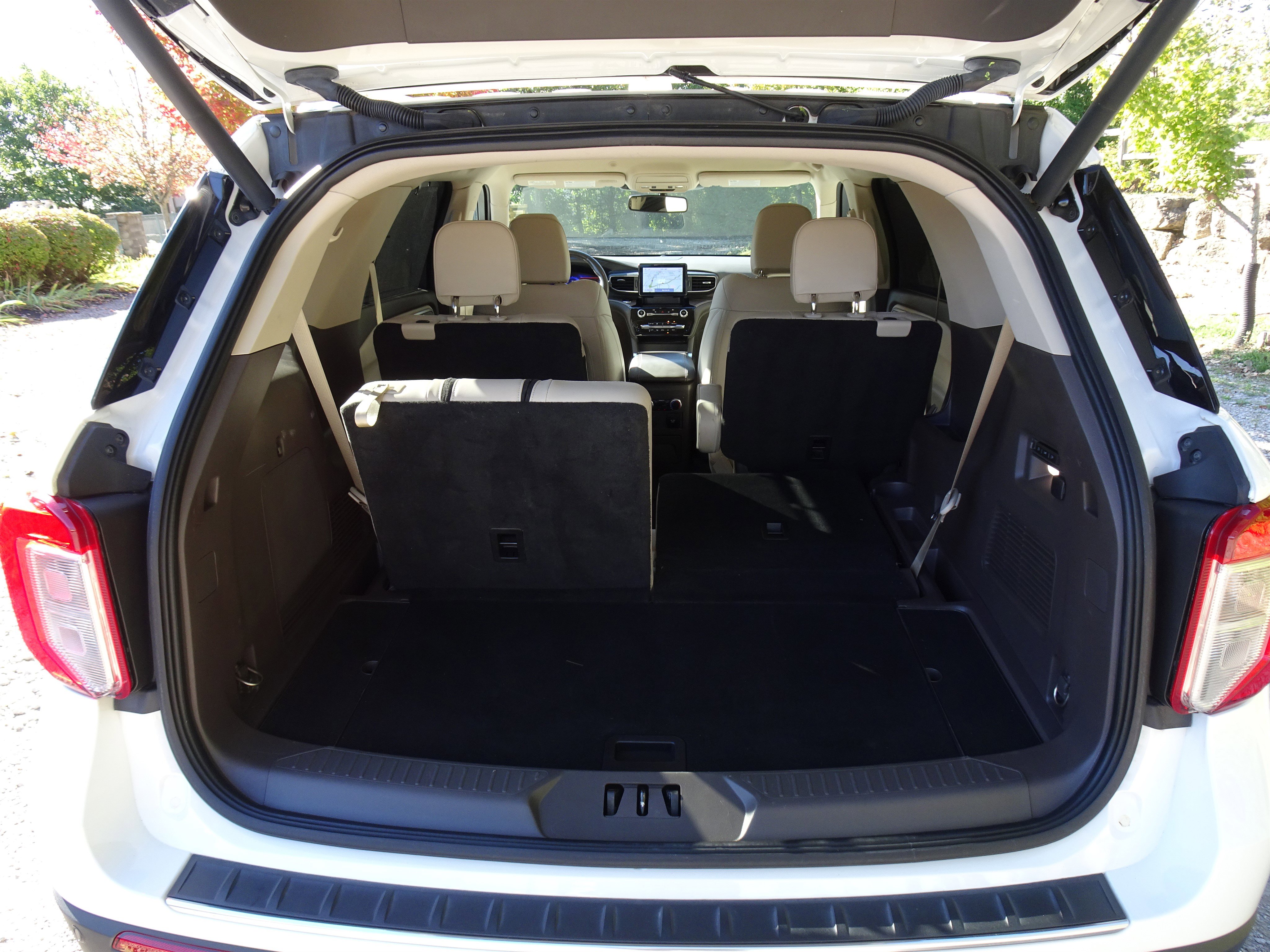 Used 2023 Ford Explorer Platinum w/ Equipment Group 601A image 20