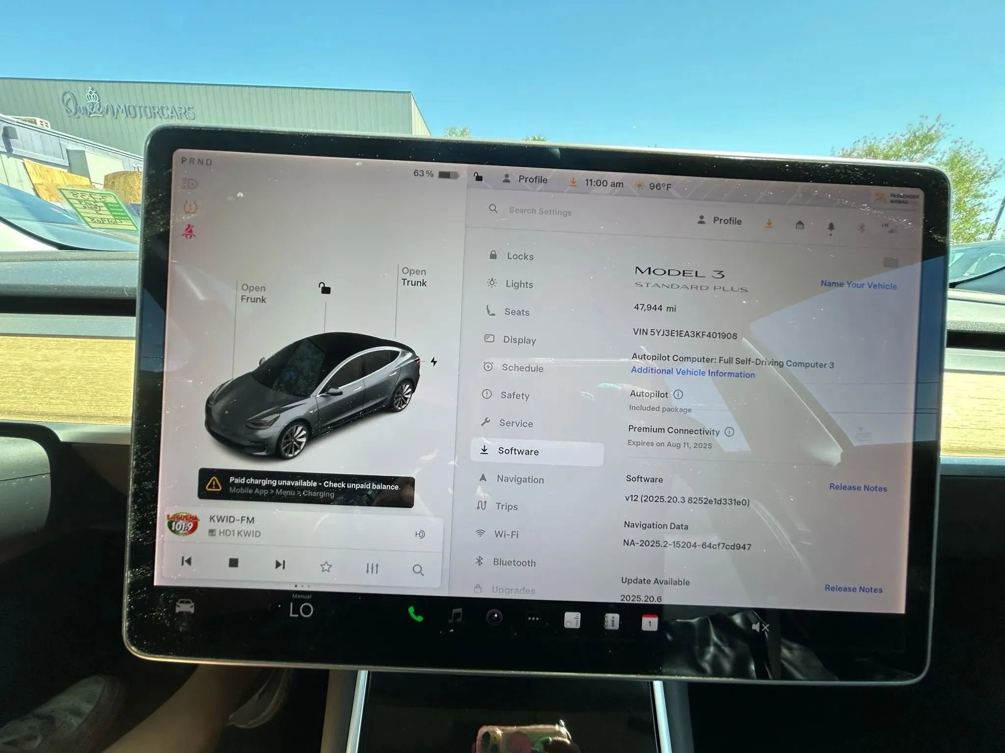 Used 2019 Tesla Model 3 Standard Range image 18