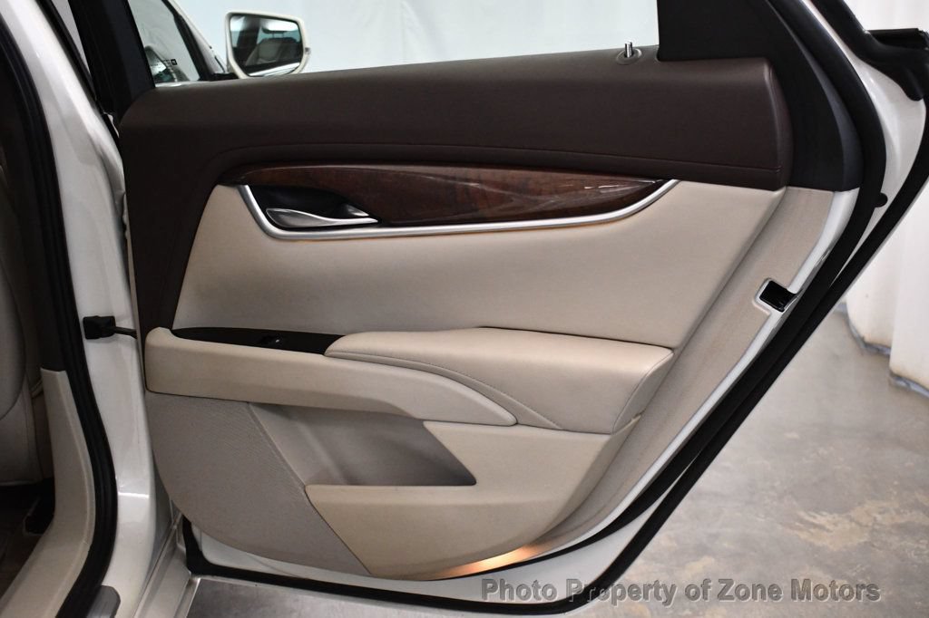 Used 2013 Cadillac XTS Premium FWD image 17