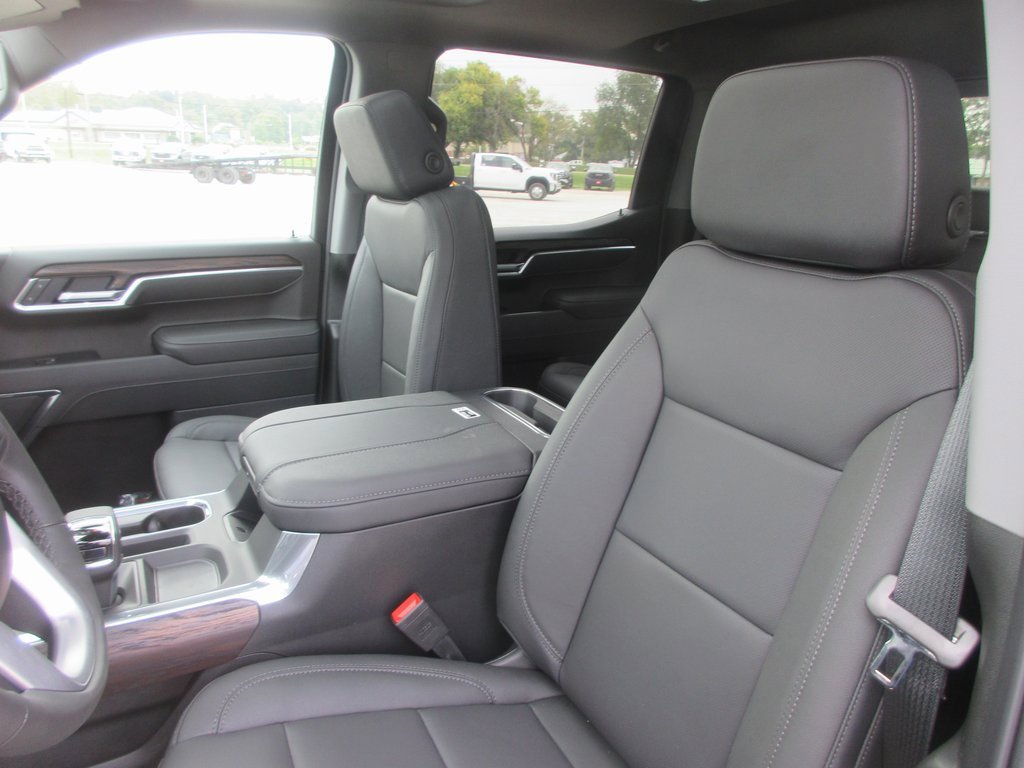 New 2026 GMC Sierra 1500 SLT w/ SLT Premium Plus Package image 14