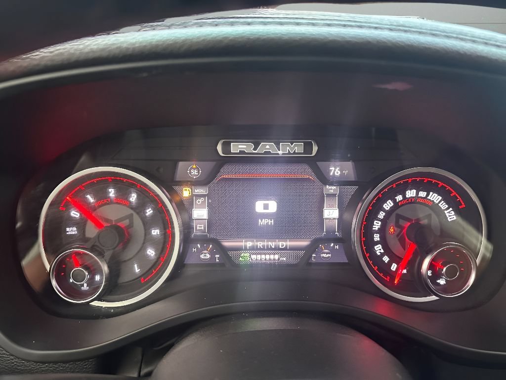 Used 2024 RAM 1500 Laramie AWD/4WD image 27