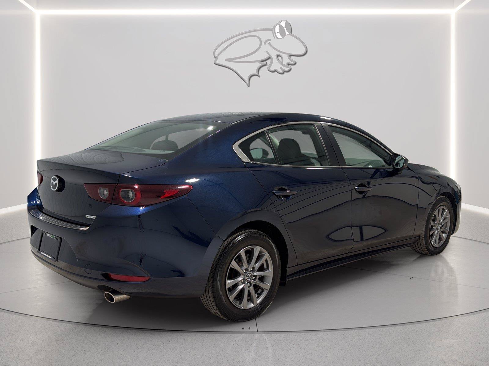 Used 2025 MAZDA MAZDA3 s FWD image 6