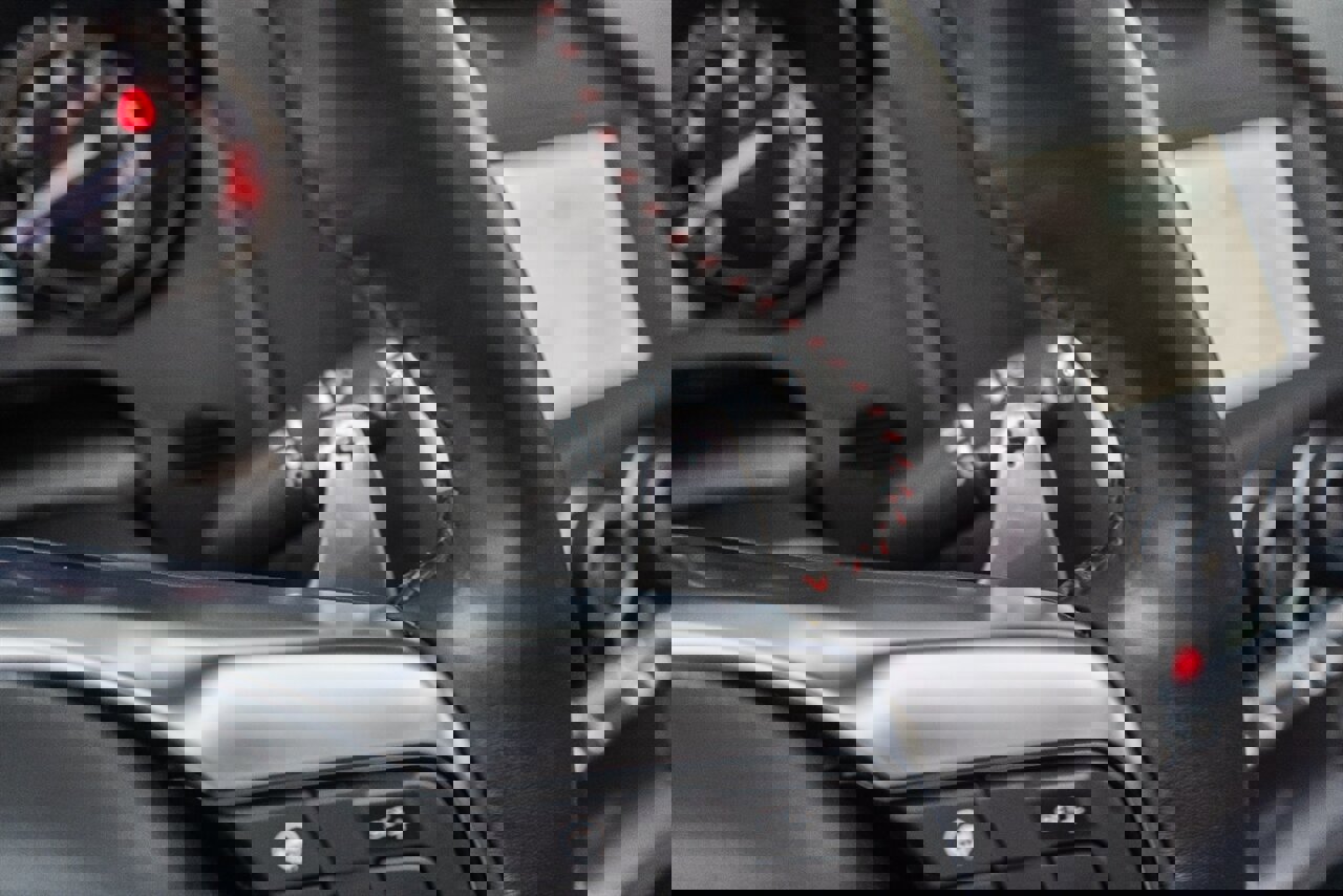 Used 2020 Jaguar F-TYPE SVR image 88