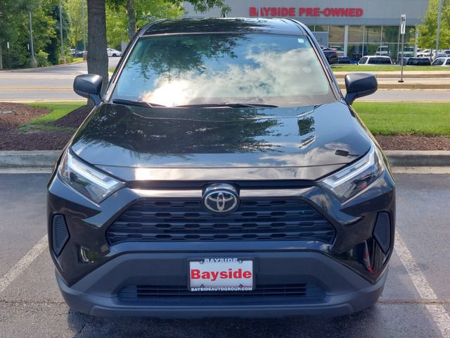 Certified 2025 Toyota RAV4 LE AWD/4WD image 6
