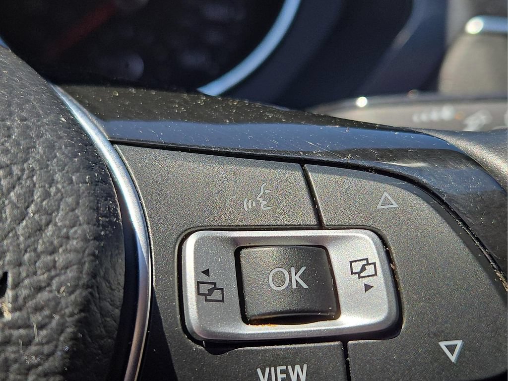 Used 2019 Volkswagen Tiguan SE w/ Panoramic Sunroof Package AWD/4WD image 26