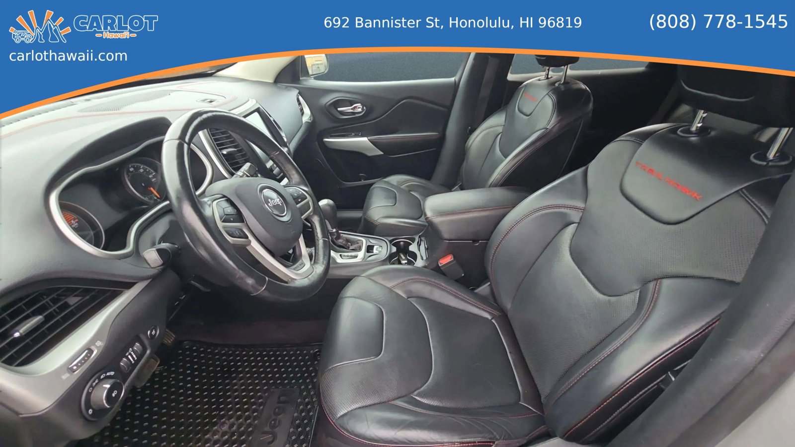 Used 2017 Jeep Cherokee Trailhawk AWD/4WD image 16