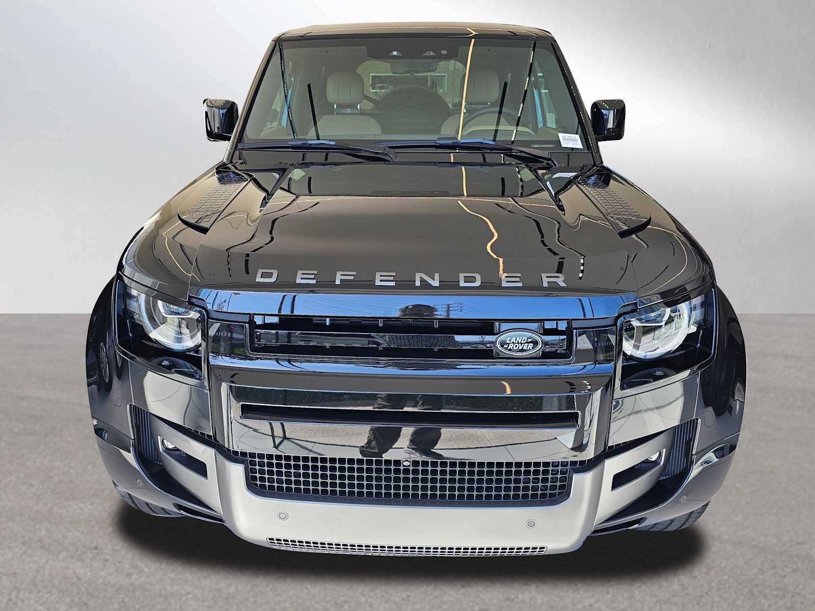 New 2026 Land Rover Defender 90 V8 AWD/4WD image 8