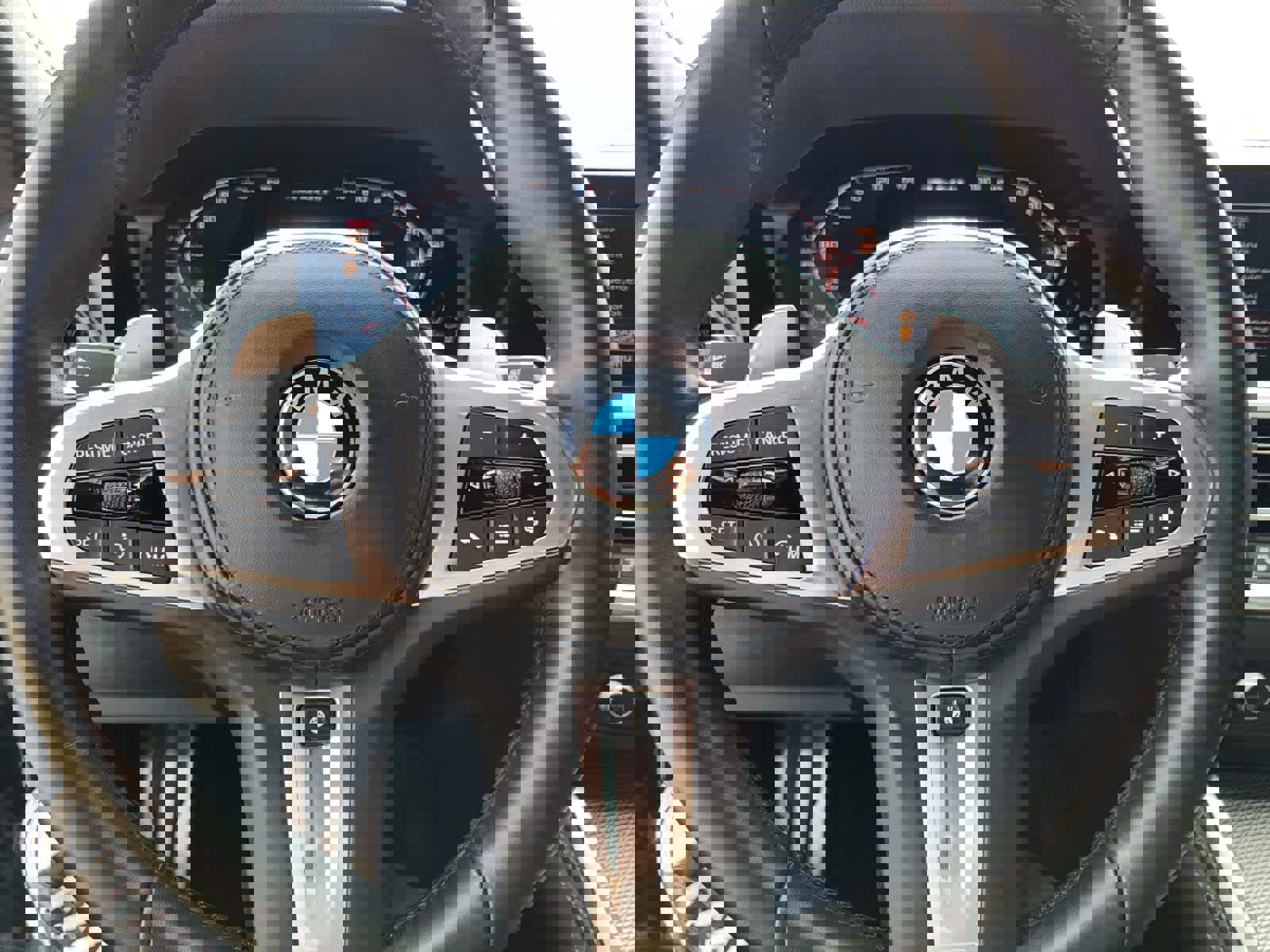 Used 2023 BMW 440i xDrive Coupe w/ Premium Package image 18