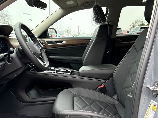 New 2026 Volkswagen Atlas SE w/ Panoramic Sunroof Package image 10