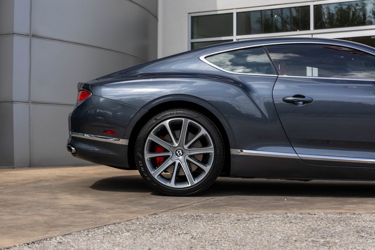 Used 2023 Bentley Continental GT Azure AWD/4WD image 9