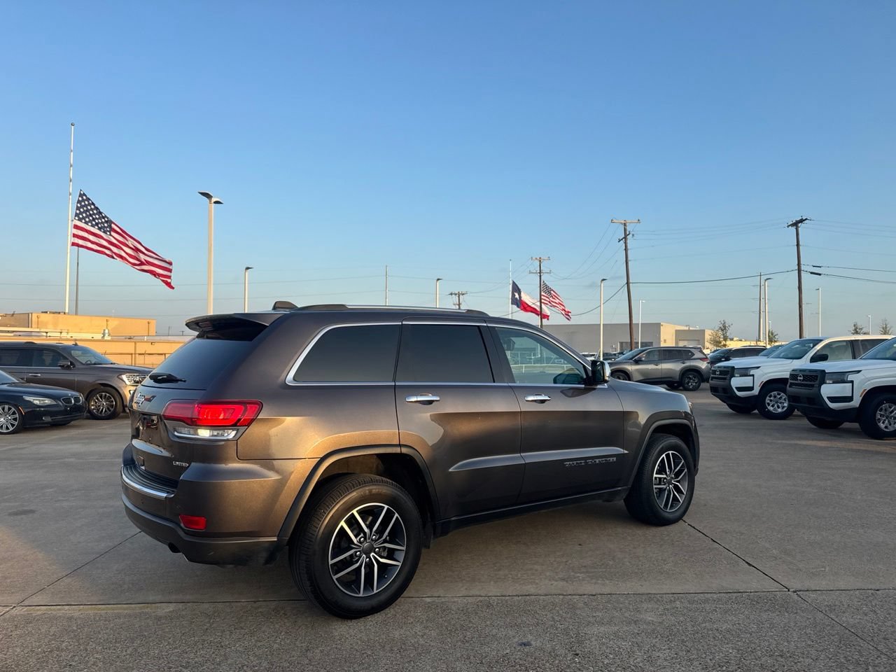 Used 2020 Jeep Grand Cherokee Limited AWD/4WD image 20