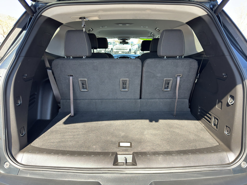 Used 2019 Chevrolet Traverse LT image 12