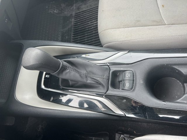 Used 2022 Toyota Corolla LE image 11