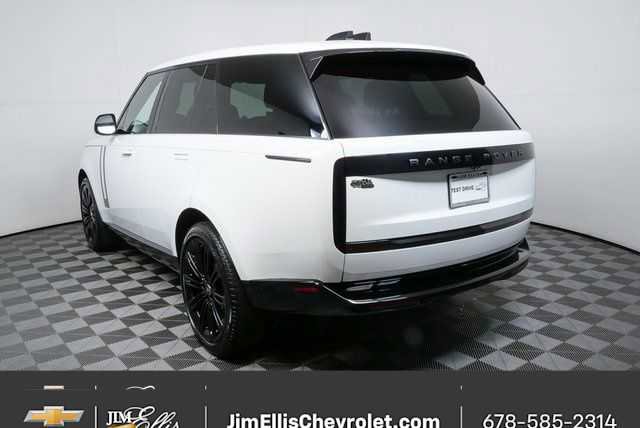 Used 2024 Land Rover Range Rover SE image 28