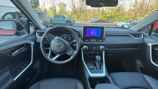 Used 2023 Toyota RAV4 XLE Premium AWD/4WD image 9