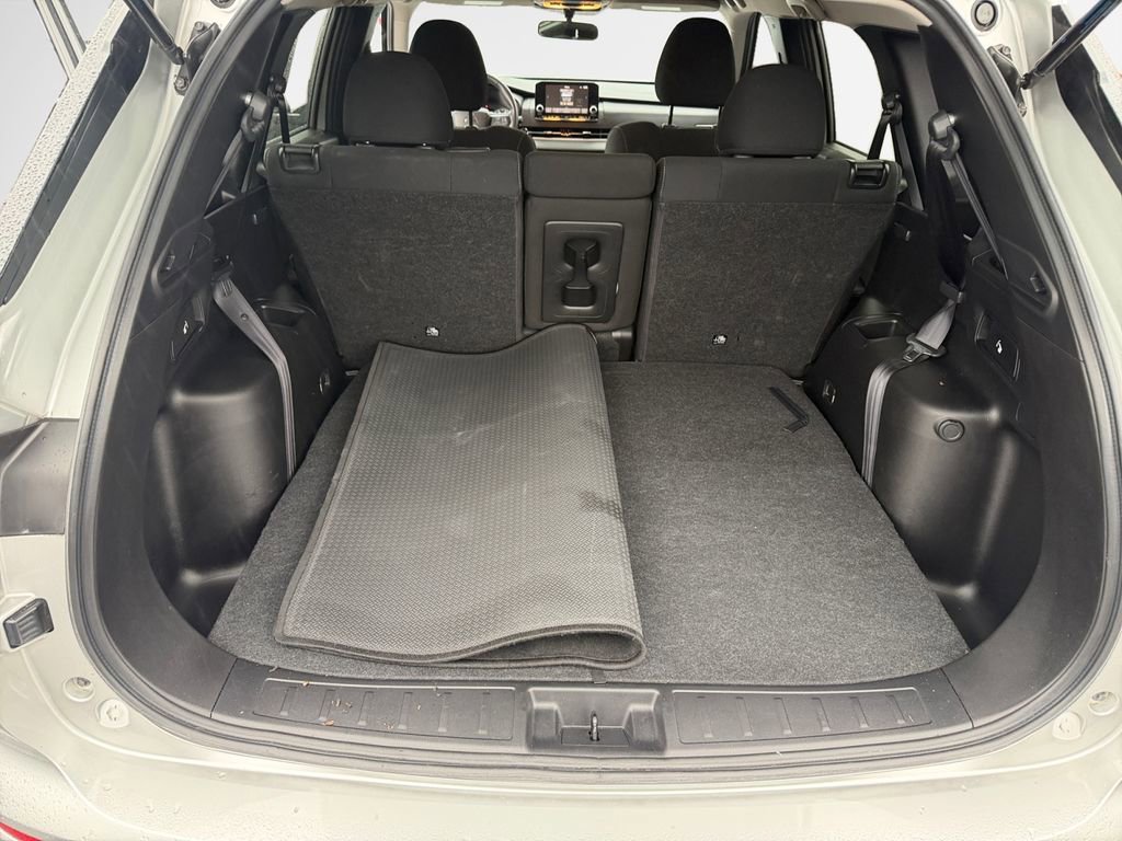 Used 2023 Mitsubishi Outlander ES image 25