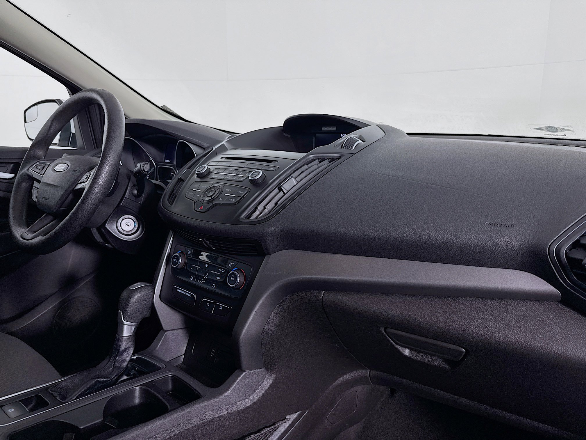 Used 2017 Ford Escape SE FWD image 28