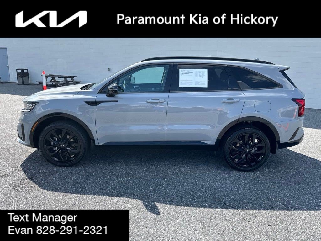 Used 2022 Kia Sorento SX AWD/4WD image 4
