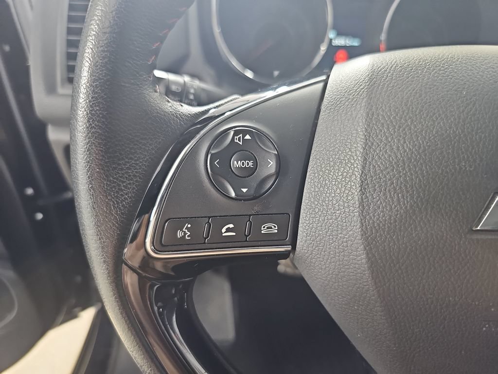 Used 2018 Mitsubishi Outlander Sport LE AWD/4WD image 21