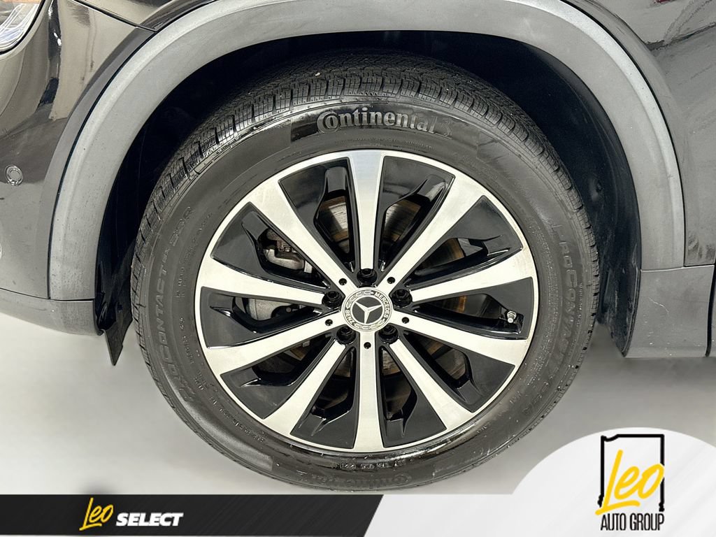 Used 2021 Mercedes-Benz GLB 250 4MATIC w/ Premium Package image 34