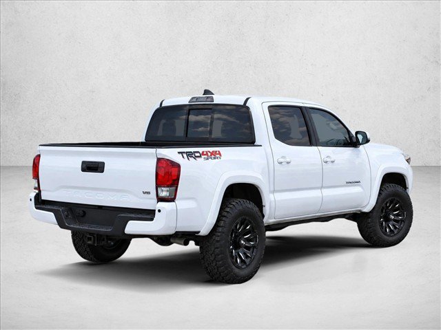 Used 2017 Toyota Tacoma TRD Sport w/ Premium & Technology Package AWD/4WD image 15