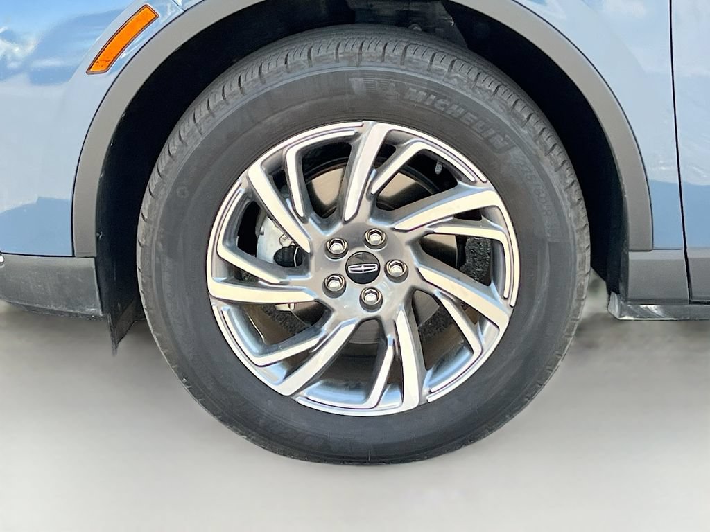 Used 2025 Lincoln Corsair FWD image 31