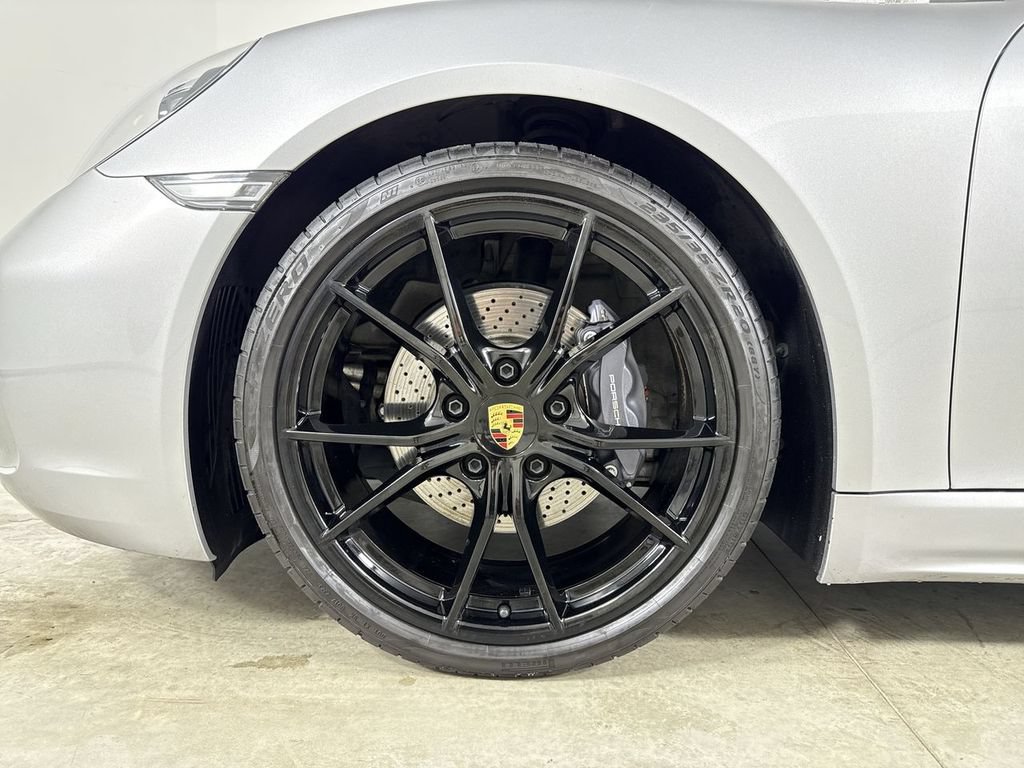 Certified 2023 Porsche 718 Boxster w/ Sport Chrono Package RWD image 13