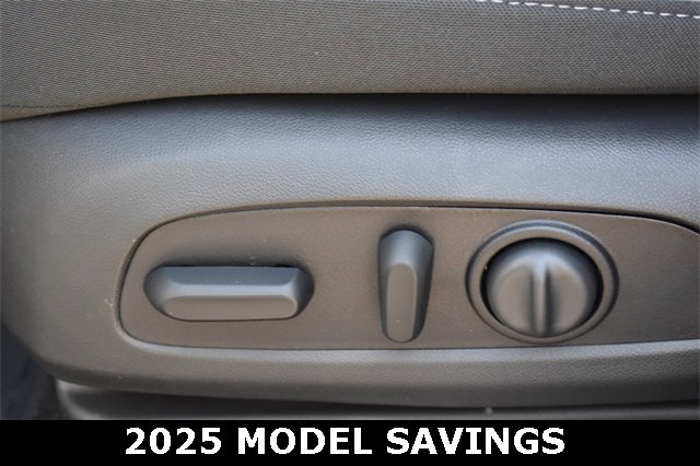 New 2025 Chevrolet TrailBlazer LT w/ Convenience Package image 22