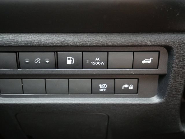 Used 2024 Mitsubishi Outlander SEL Black Edition AWD/4WD image 17