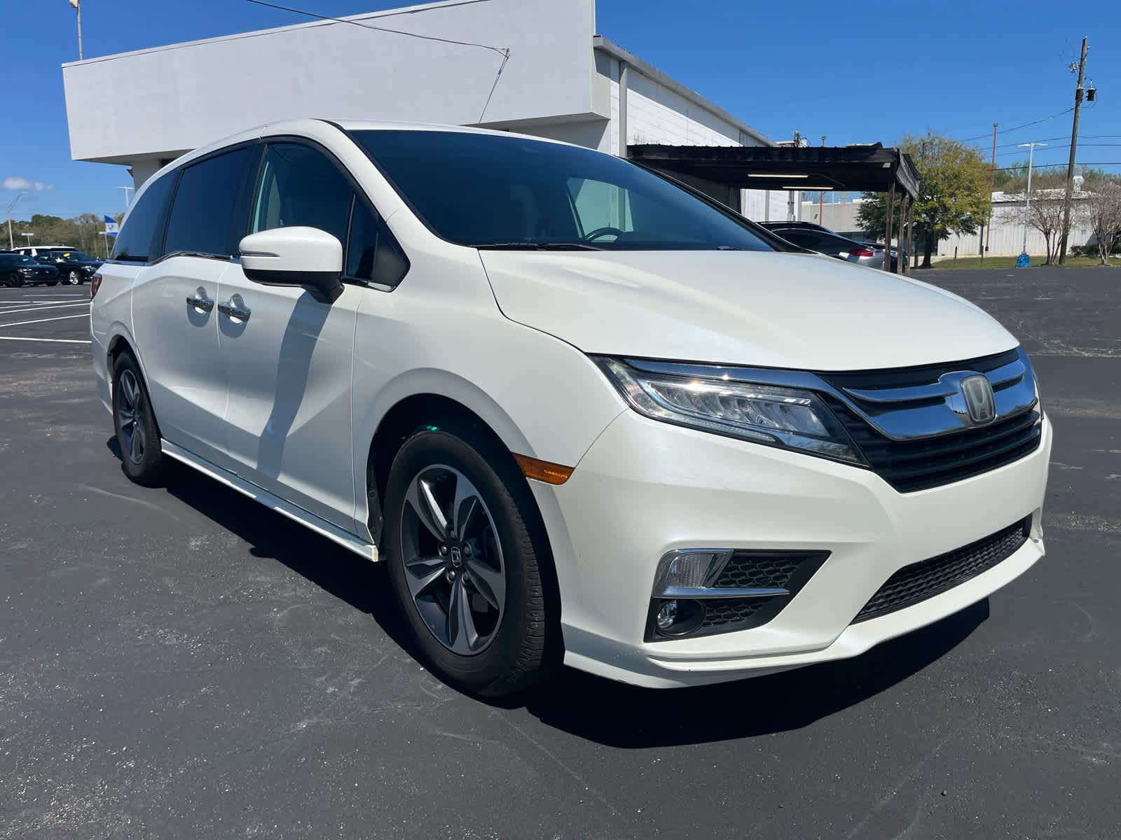 Used 2019 Honda Odyssey Touring image 3