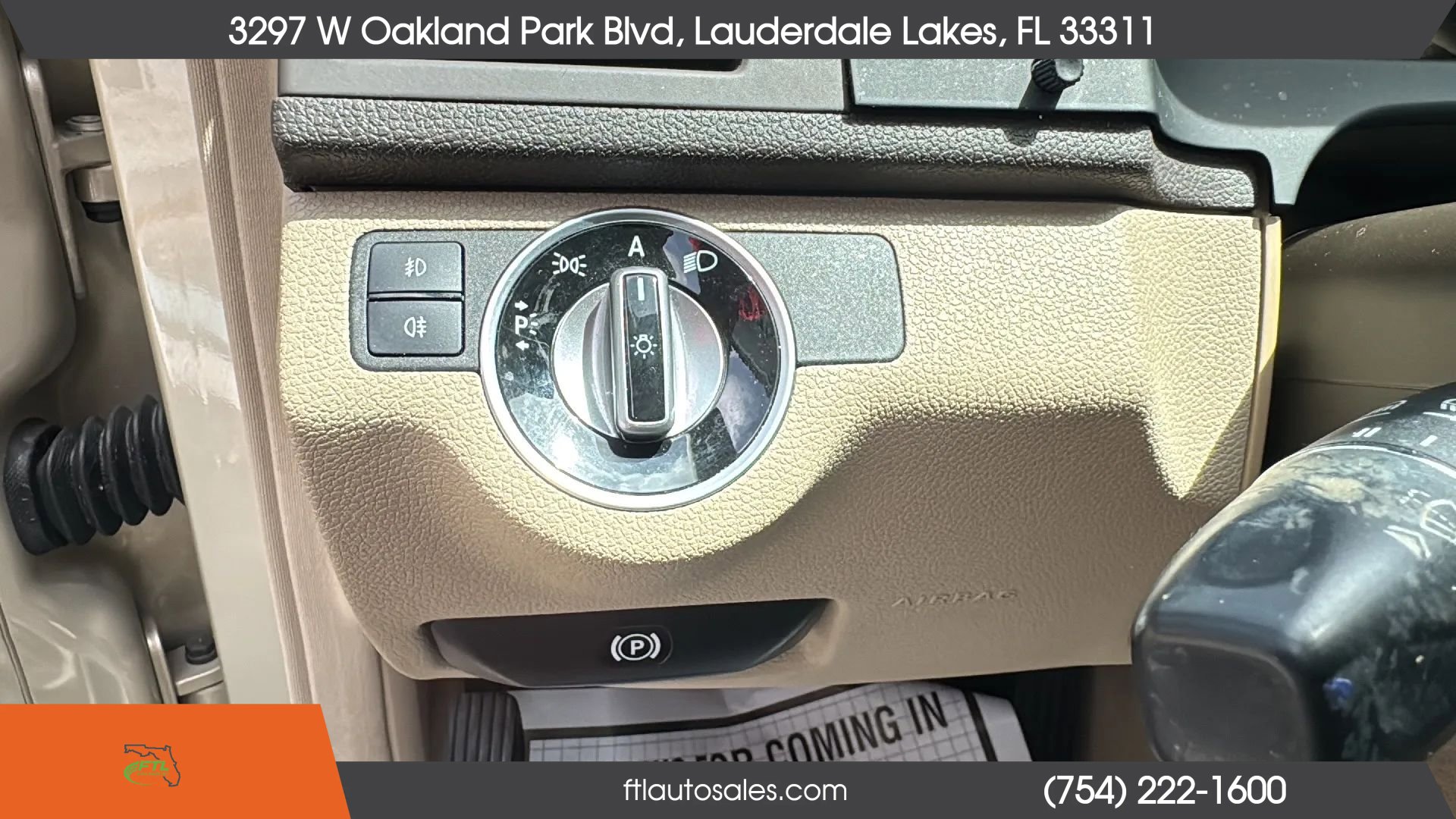 Used 2011 Mercedes-Benz C 300 Sedan image 49