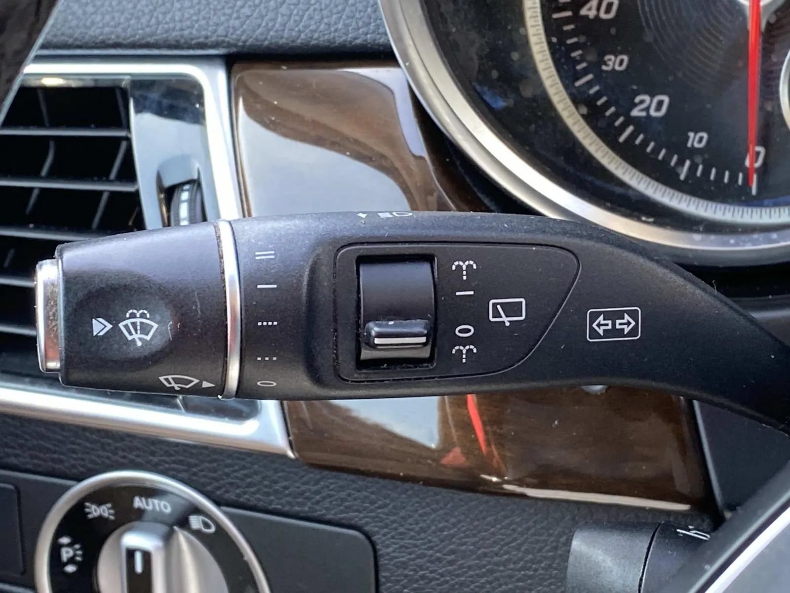 Used 2017 Mercedes-Benz GLS 450 4MATIC w/ Premium Package image 22