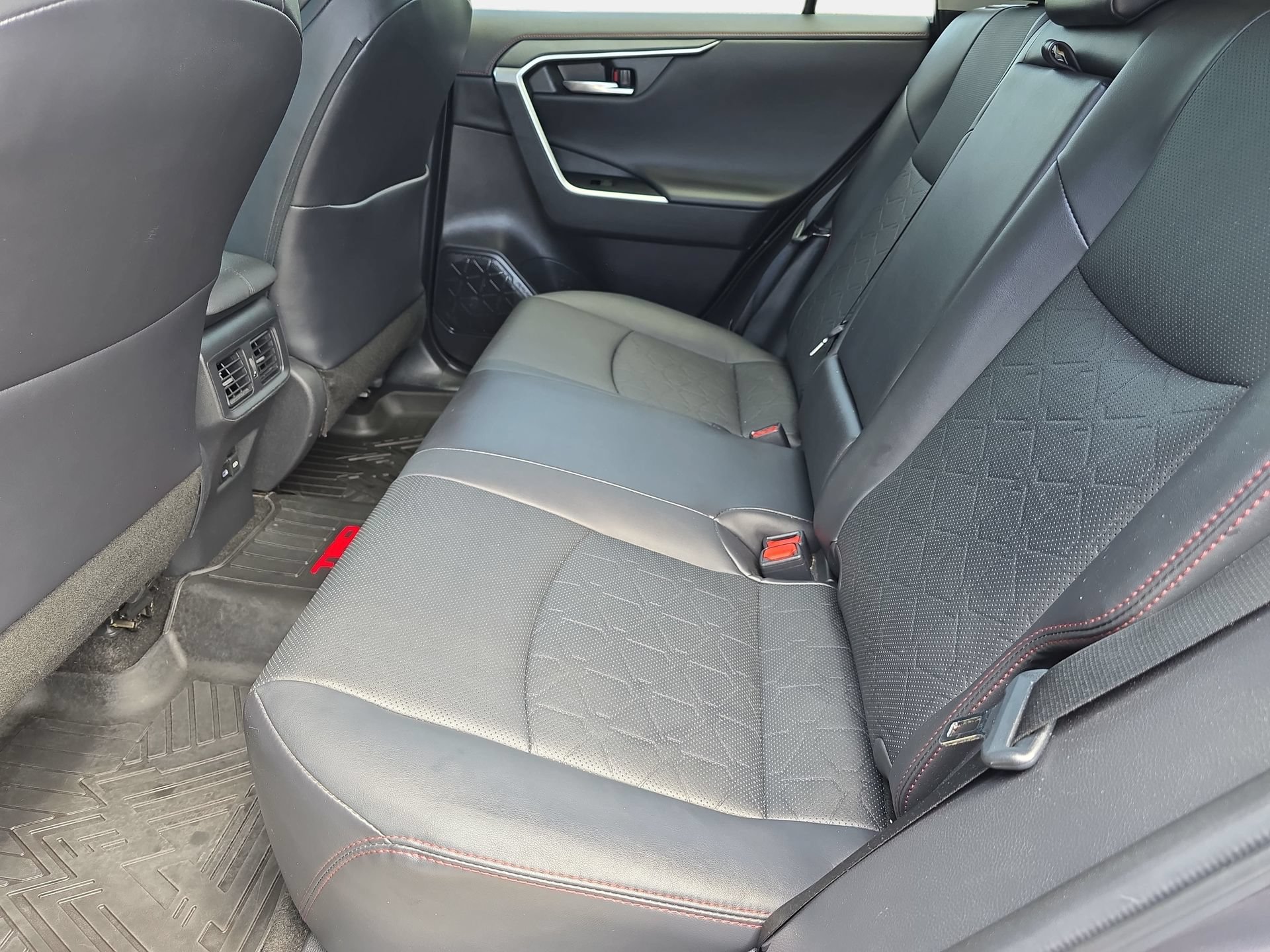Used 2022 Toyota RAV4 TRD Off-Road w/ TRD Off-Road Weather Package AWD/4WD image 14
