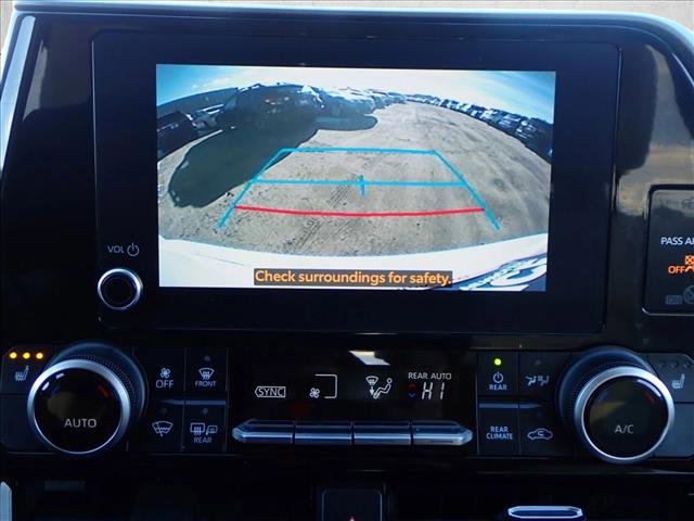 Used 2023 Toyota Highlander XLE image 19