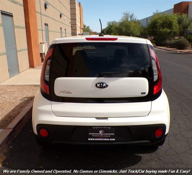 Used 2018 Kia Soul FWD image 4