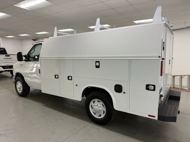 New 2026 Ford E-350 and Econoline 350 Super Duty w/ Power Equipment Group image 9