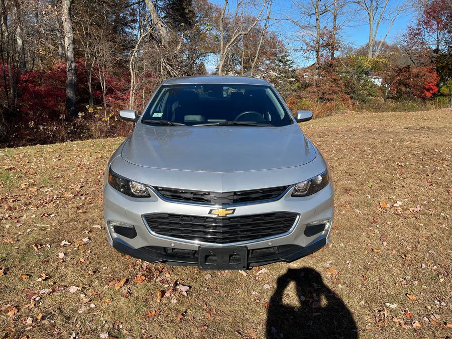 Used 2017 Chevrolet Malibu Premier w/ Premier Sun and Wheel Package FWD image 13