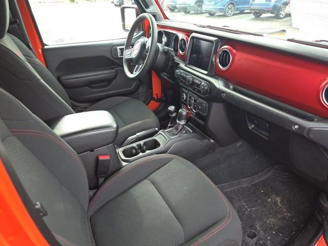 Used 2023 Jeep Gladiator Rubicon w/ Cold Weather Group image 11