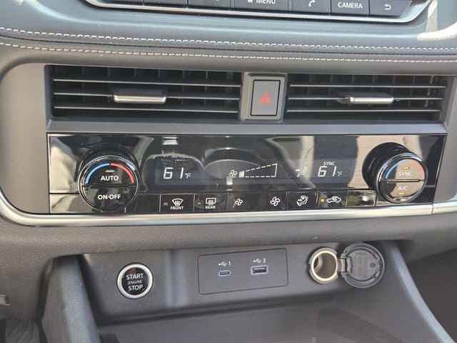 Used 2023 Nissan Rogue SV FWD image 16