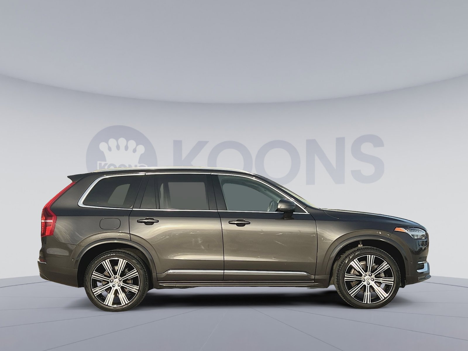 Certified 2023 Volvo XC90 B6 Ultimate w/ Protection Package image 8