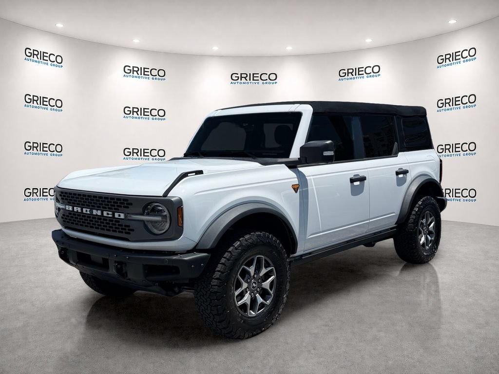 Used 2024 Ford Bronco Badlands AWD/4WD image 3