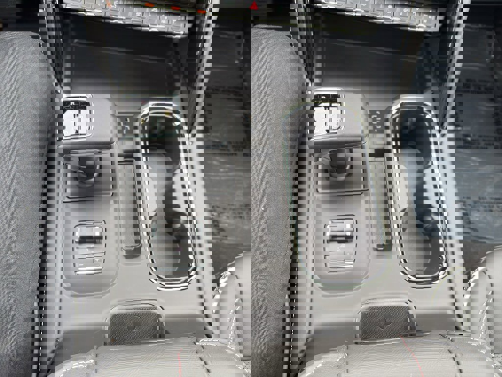 Used 2026 GMC Sierra 1500 AT4X image 15