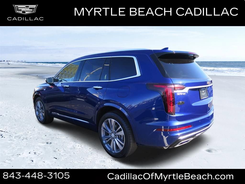 Used 2025 Cadillac XT6 Premium Luxury image 5
