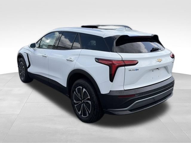 Used 2024 Chevrolet Blazer EV LT AWD/4WD image 5