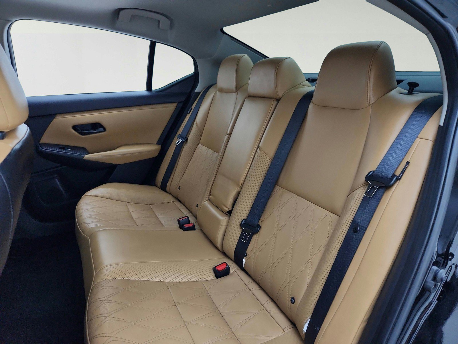 Used 2024 Nissan Sentra SV w/ SV Premium Package FWD image 27