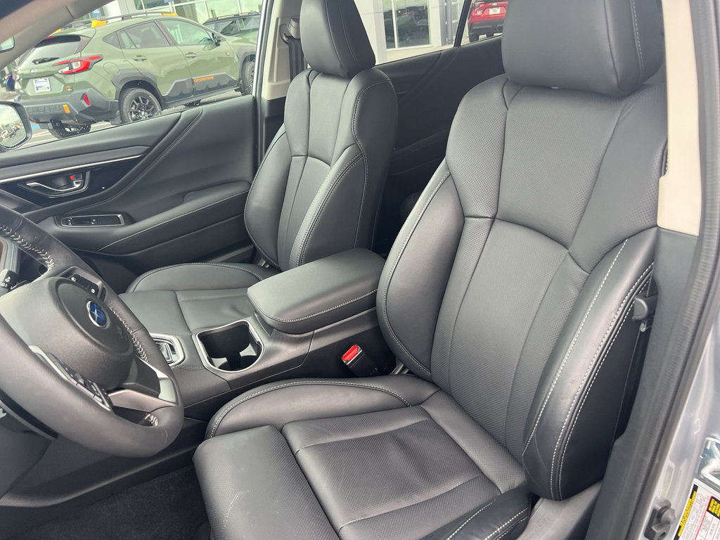 Used 2025 Subaru Outback Limited image 20