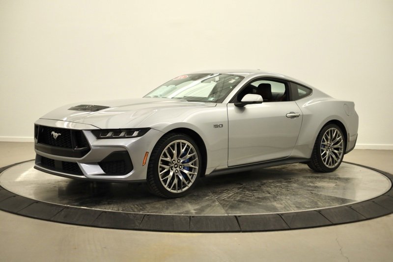 Used 2024 Ford Mustang GT Premium image 7