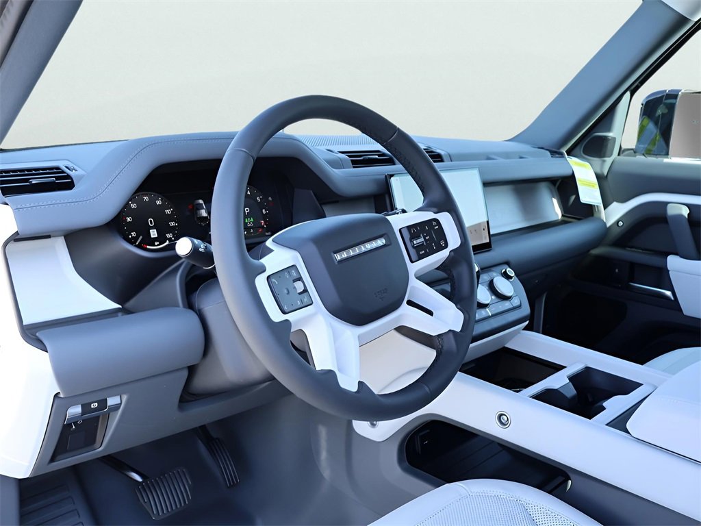New 2025 Land Rover Defender 110 S image 17